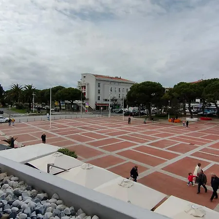 Cosy En Centre-ville De A 200m Apartman